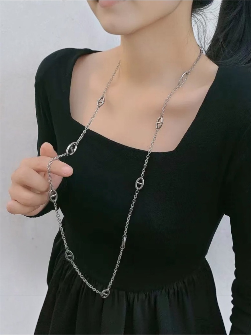 Chain Link Toggle Closure Necklace - White Gold Plated PVD Coated NWT